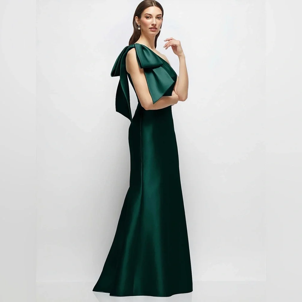 NEW Alfred Sung Style D879 One Shoulder Bow Sateen Gown, Size 14